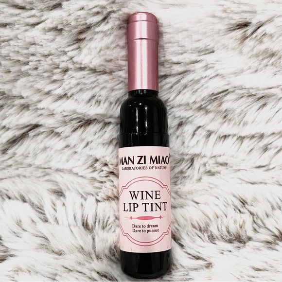 Man Z Miao Other - Man Zi Miao Wine Lip Tint Color is Blushed Pink PK-01